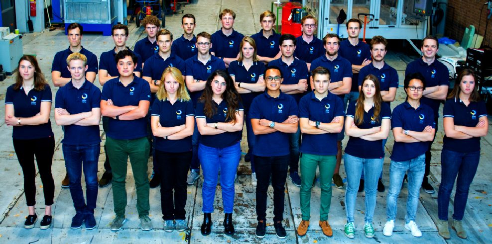 Delft University solar boat team group photograph