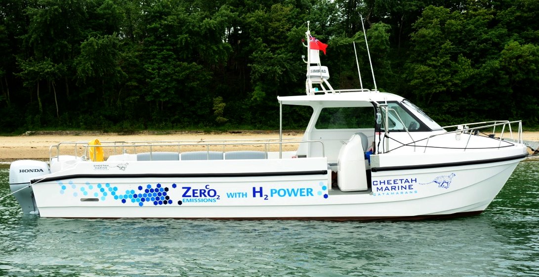 Hydrogen gas powered Honda outboard engines